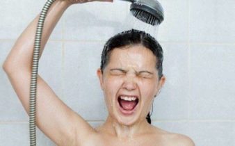 fare la doccia quando si ha la febbre